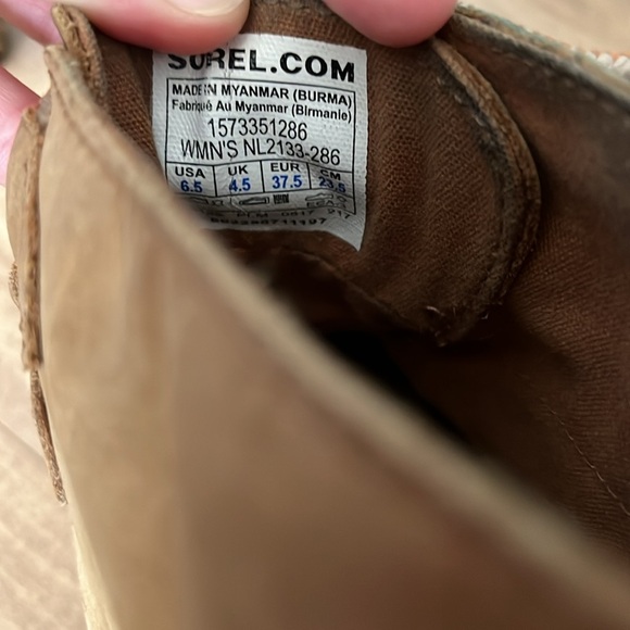 Sorel Out N About Waterproof Black Tan Lace Up Leather Ankle Rain Boots Size 6.5 - Picture 6 of 7